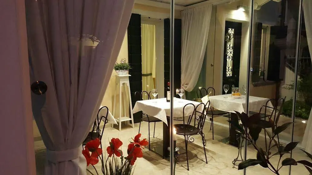 Pensionat Chiara - Lodge Mestre